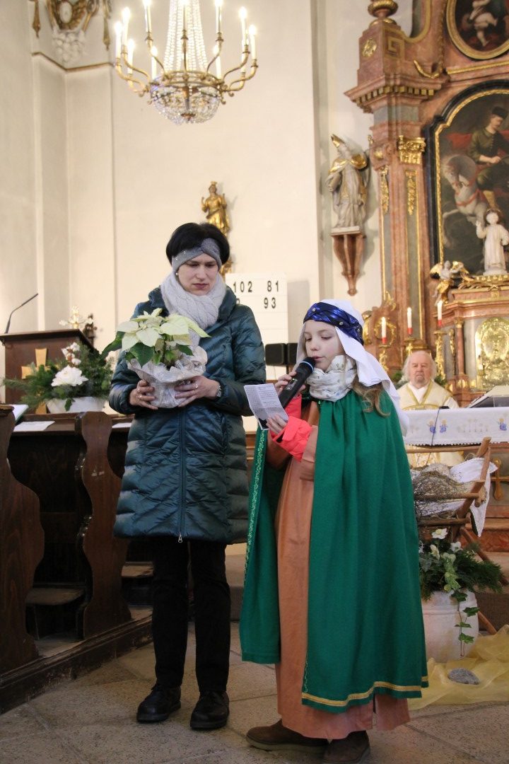 Familienmesse mit den Sternsingern am Dreikönigstag