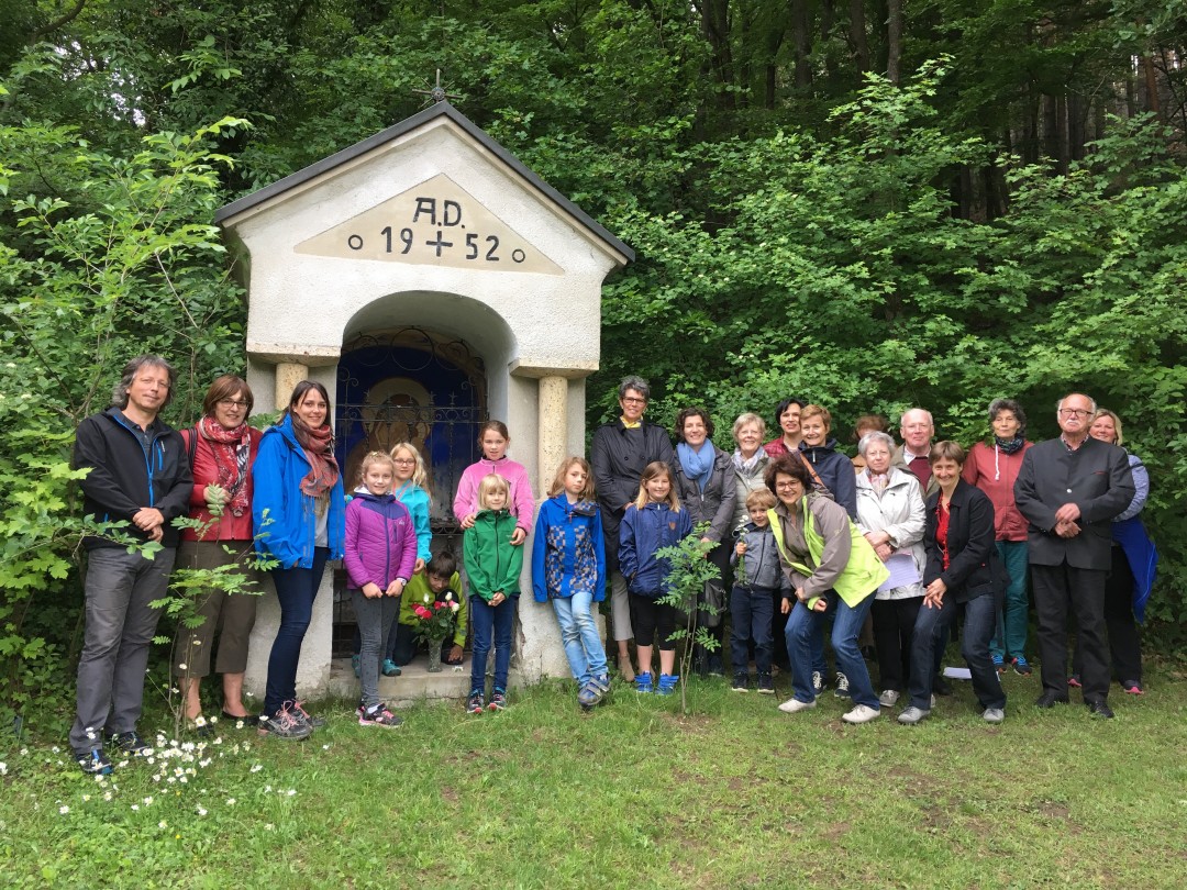 Familien-Maiandacht bei der Sagmeisterkapelle